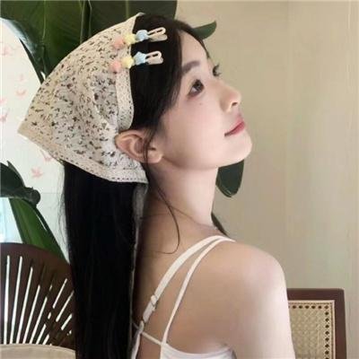 霹雳玫瑰 海报